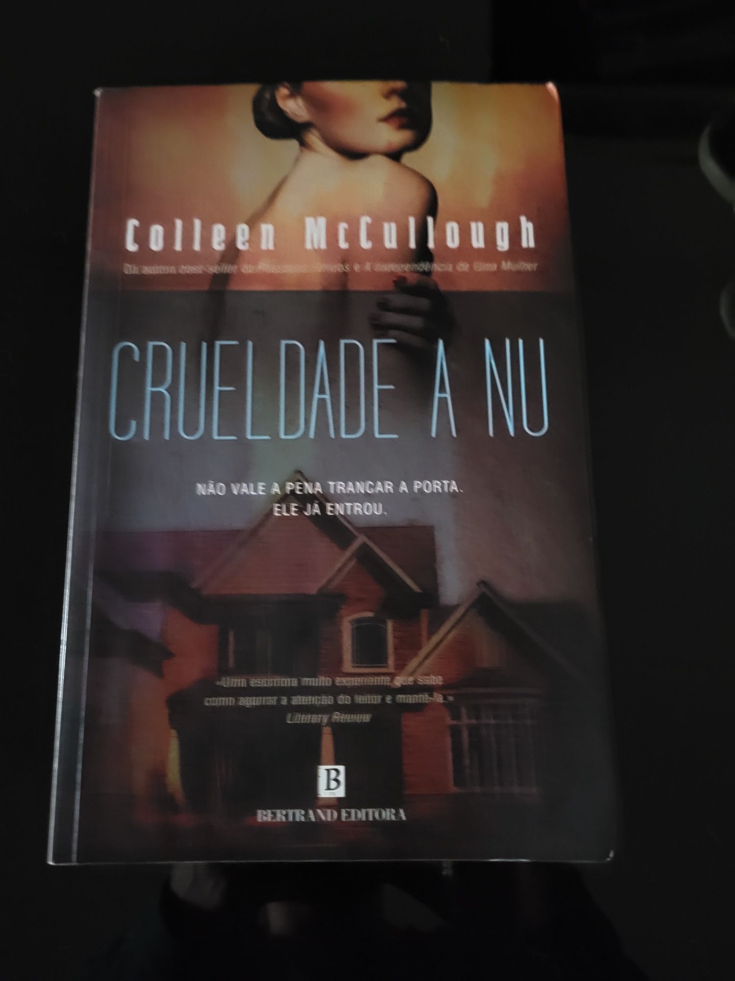 Livro "Crueldade a nu"