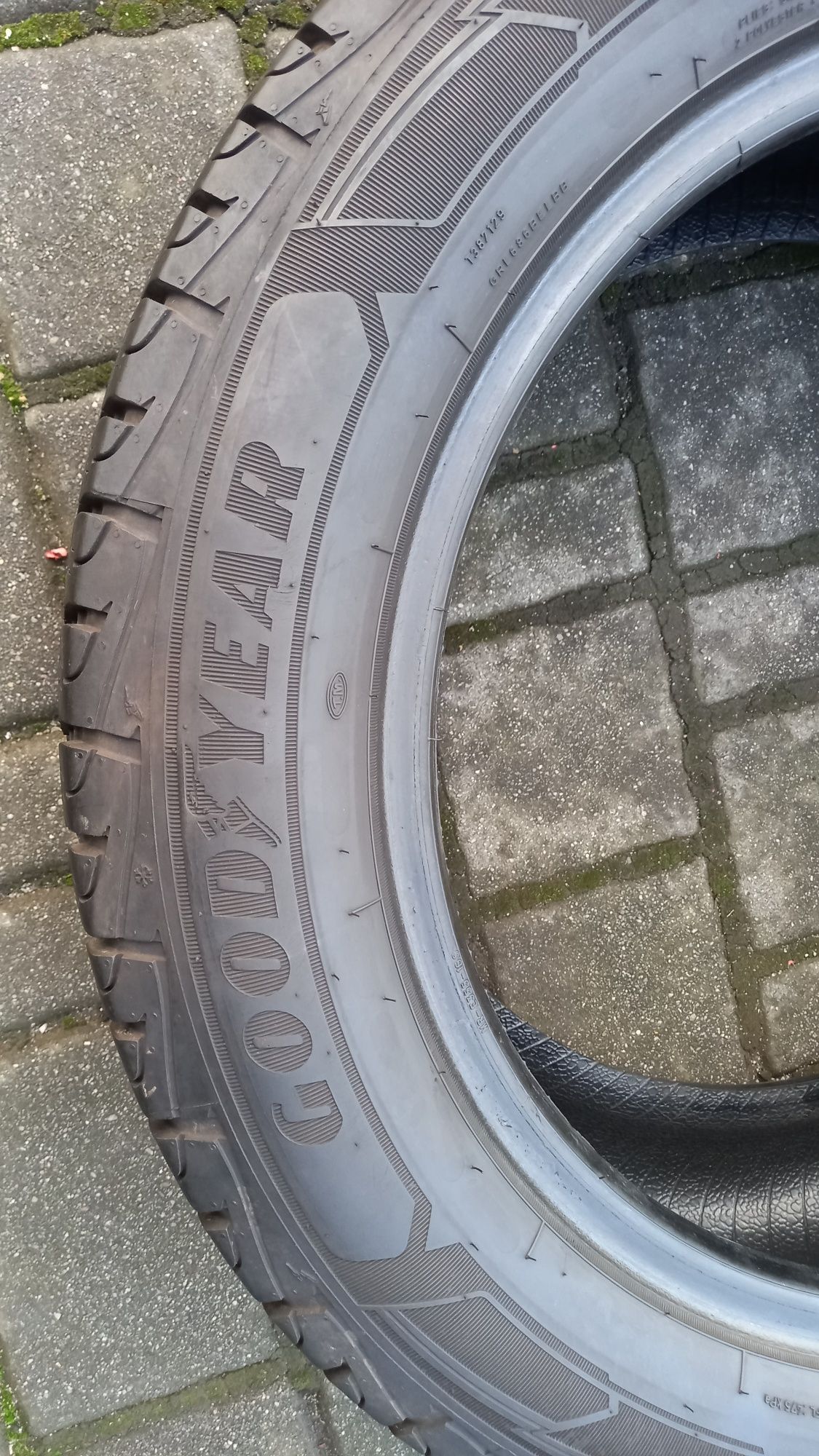 Opona Zimowa  GoodYear Ultra Grip Cargo 225/55/R17C 109/07T 3022