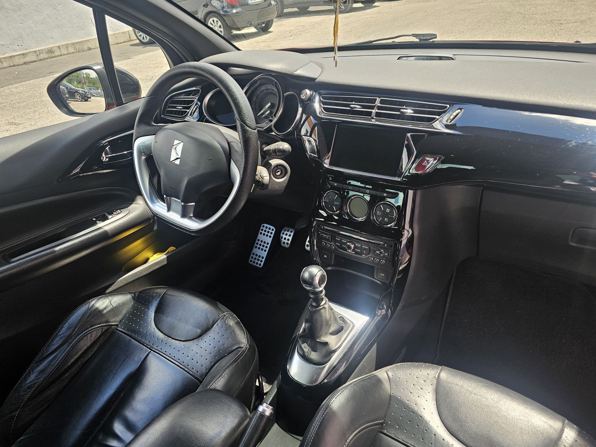 DS3 1.6 THP full extras