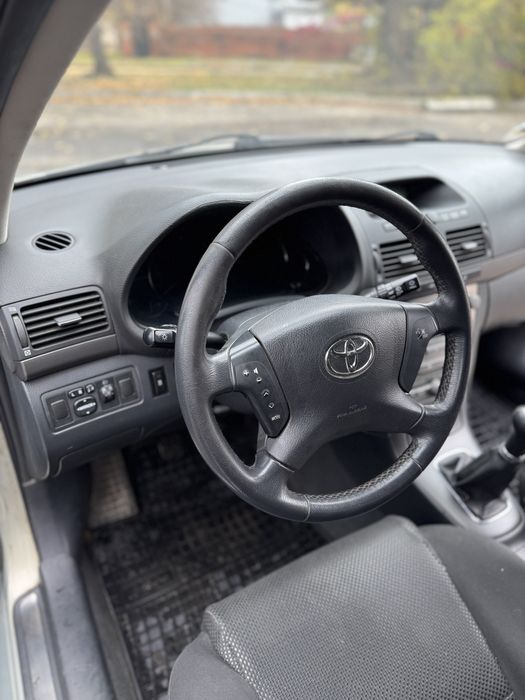 Toyota Avensis 2007 г