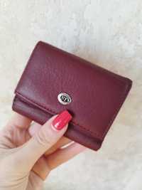 Майже новий жіночий маленький гаманець, женский маленький кошелек