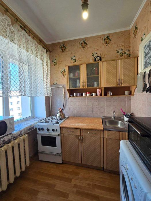 Продаж квартири пр. Відродження - 61,9 кв.м.