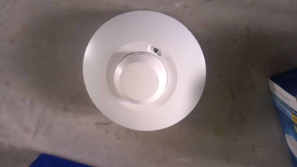 Czujnik ruchu mikrofalowy