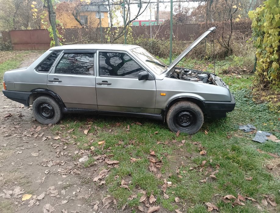 Продам ВАЗ 21099