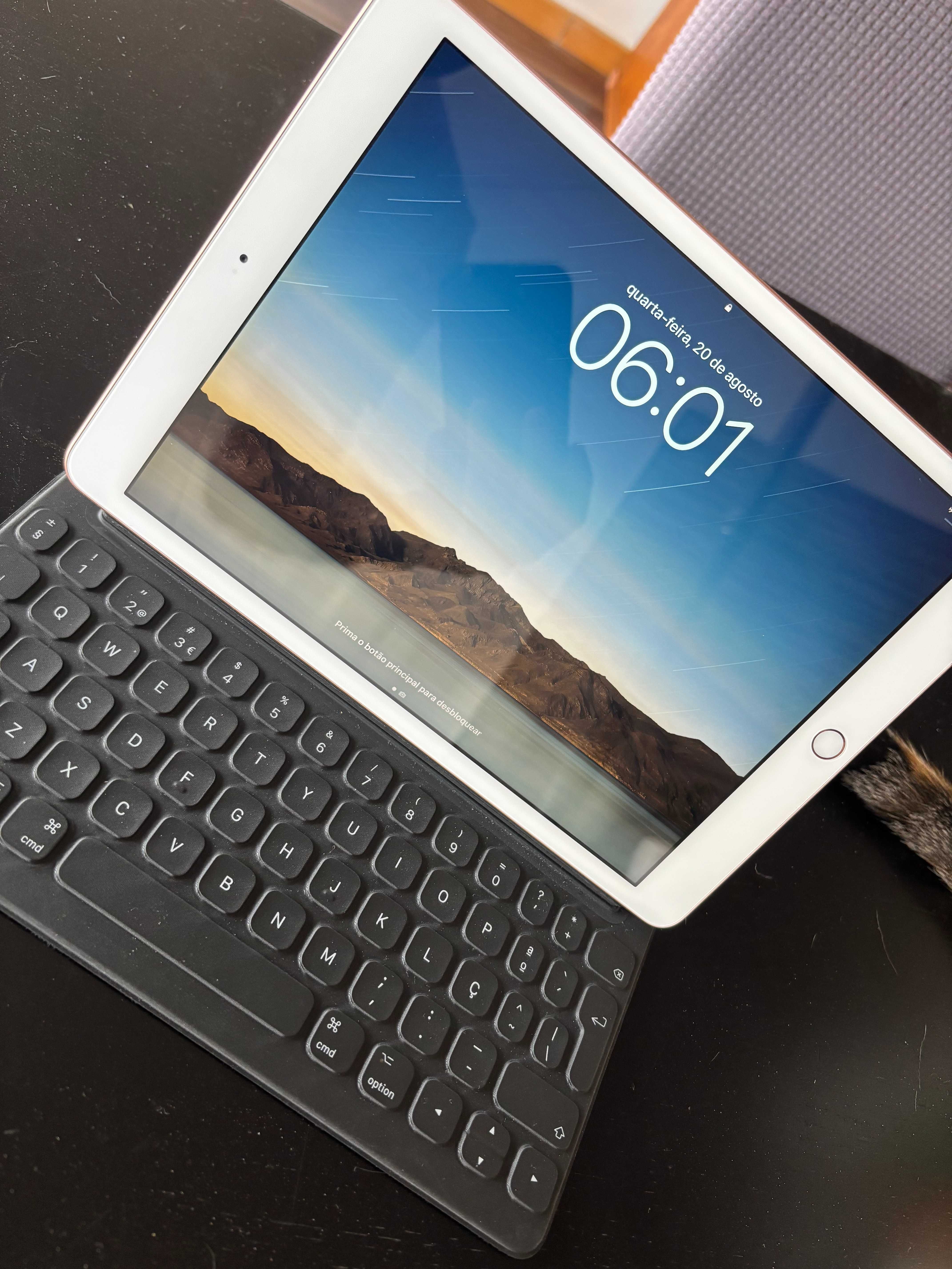 iPad  (7 geração) | 32GB | 2019 + acessórios (ler bem a descrição)