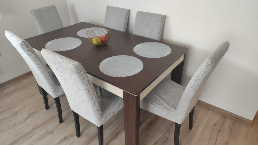 Stół do jadalni/salonu + 6 krzeseł