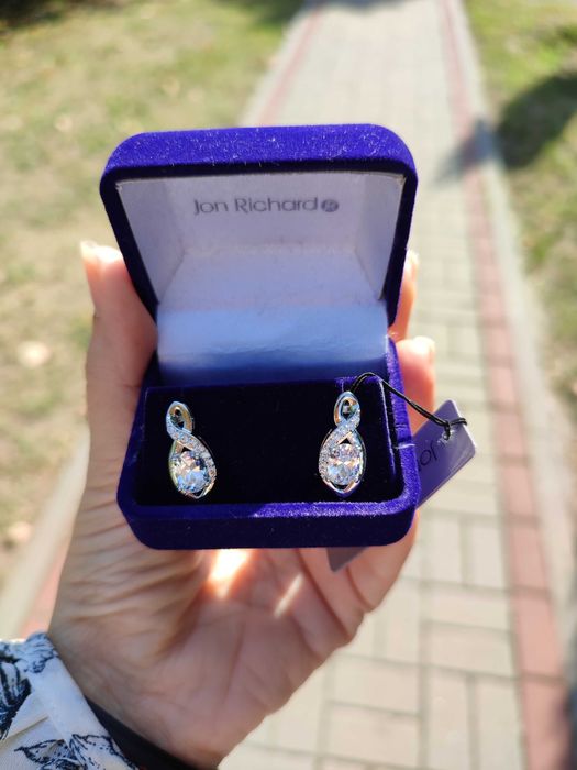 Вишукані сережки від Jon Richard