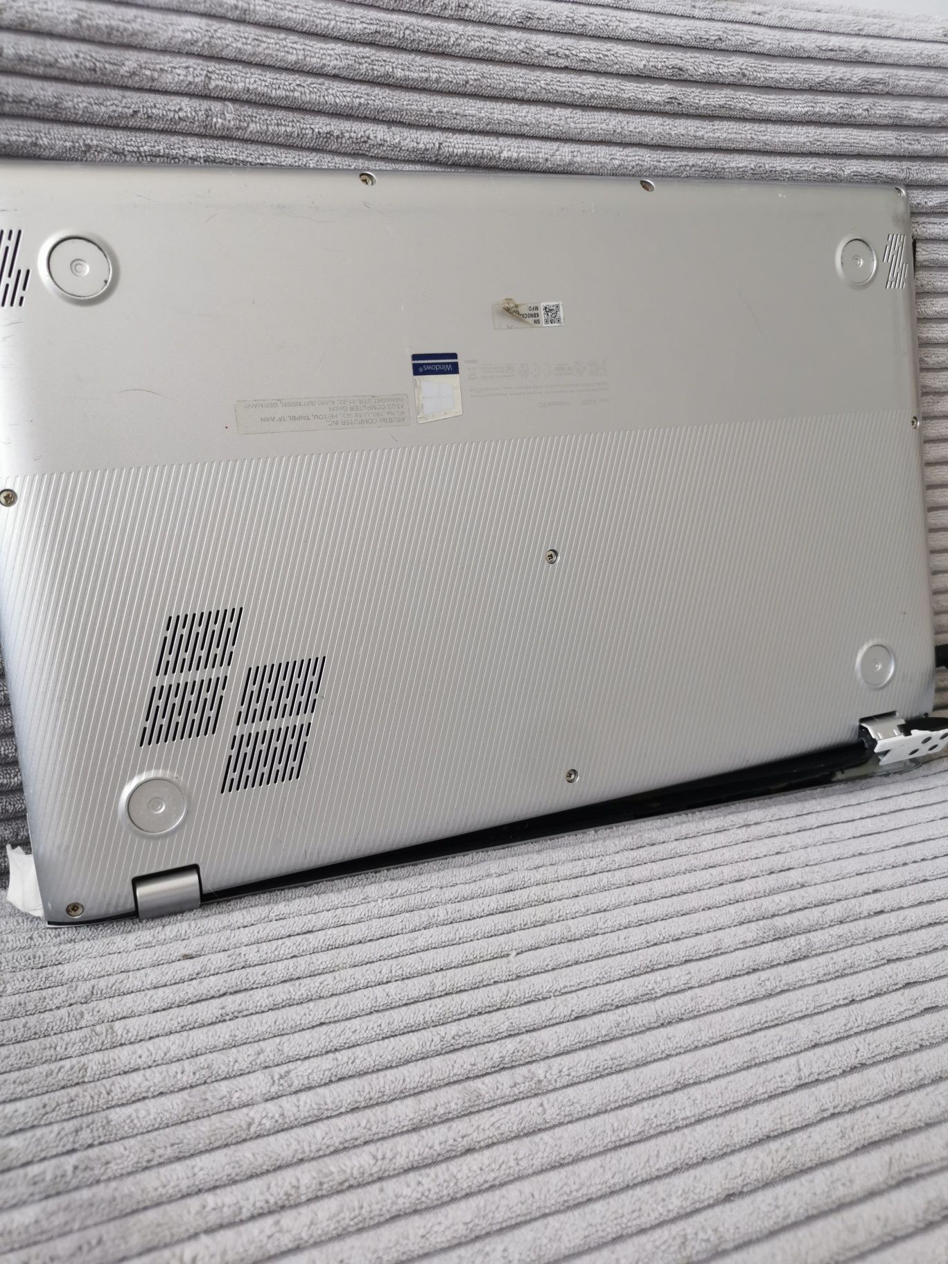 Laptop Asus vivobook s15 model s532f 16gb do naprawy