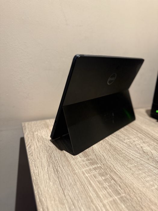 Планшет, планшетный компьютер Dell latitude 5290