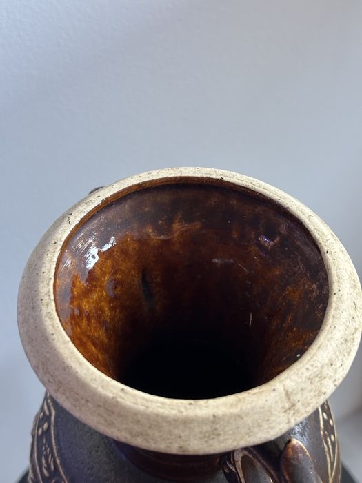 Wazon ceramiczny brązowy rzeźbiony brązowy Vintage