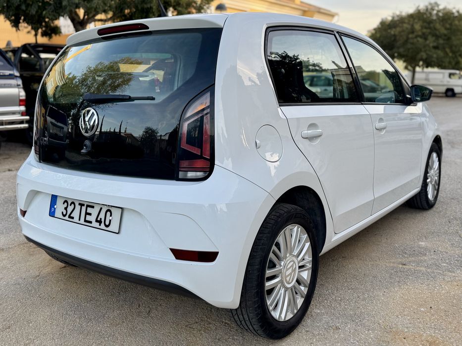 Vw Up! 1.0 gasolina 4 Portas