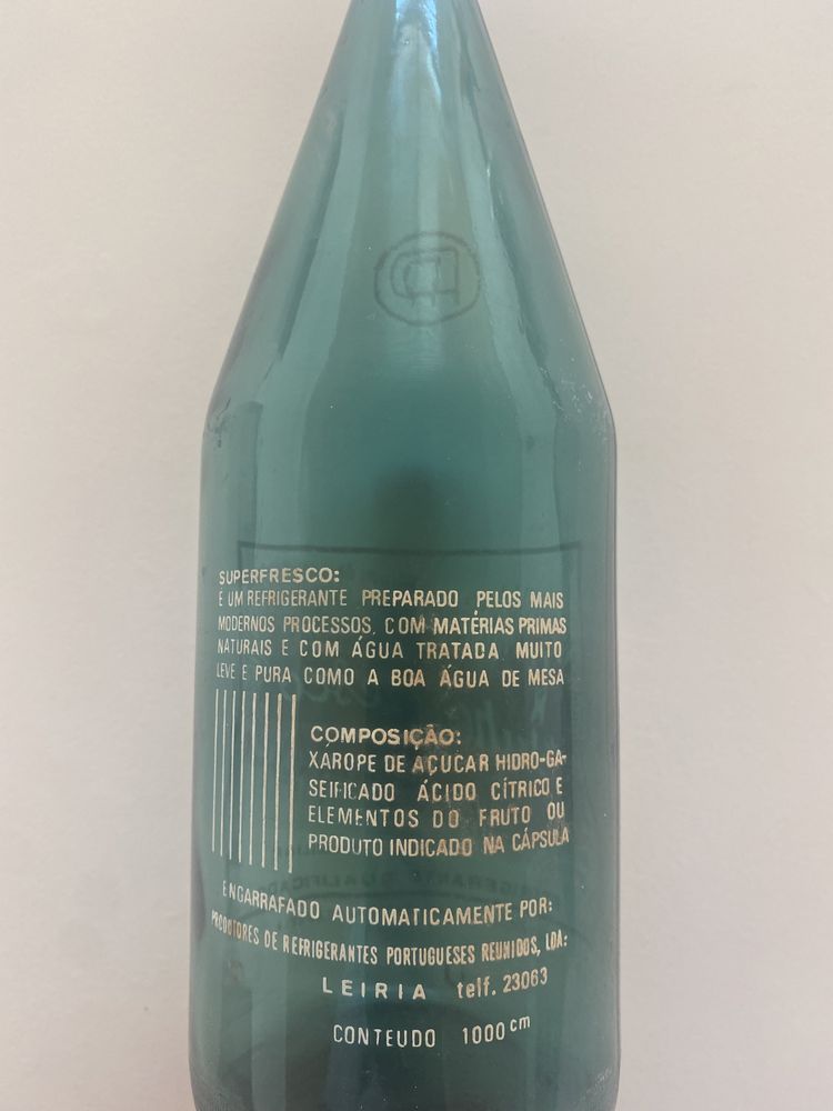 Garrafas antigas Superfresco