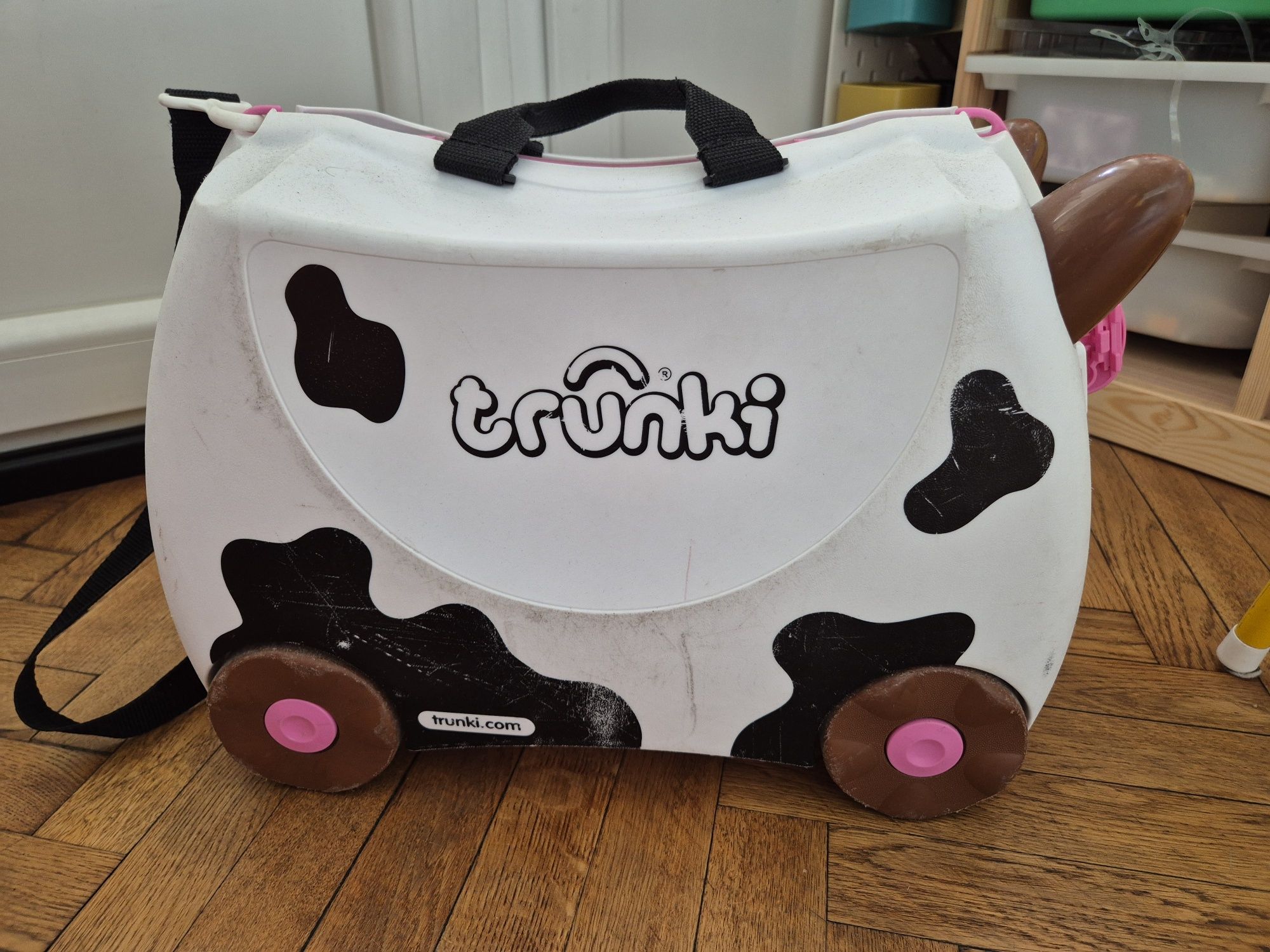 Walizka trunki krowa