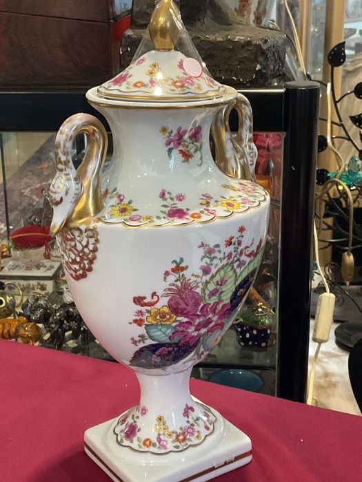 Jarra com tampa folha de T.     34x18 cm ,anúncios abaixo