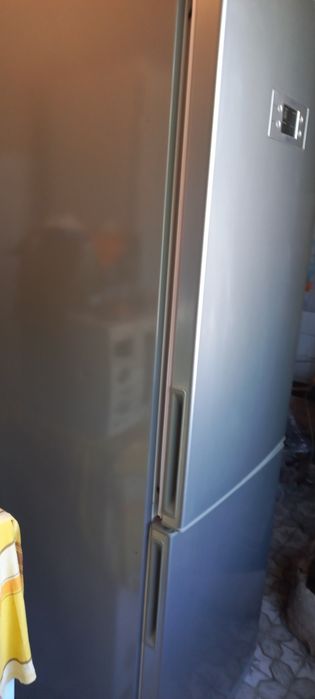 Холодильник  Л.ж.Ноуфрост