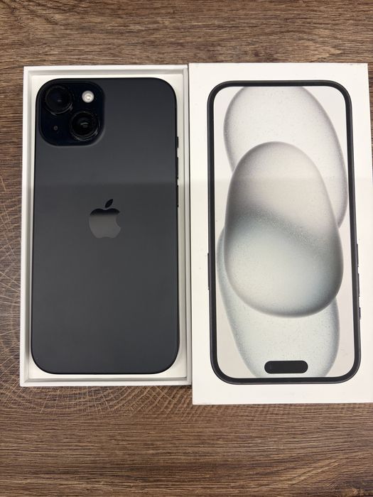 iPhone 15 czarny 256 GB stan idealny