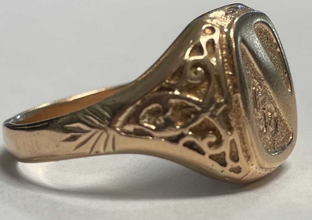 Sygnet z różowego złota 14kt (583) 7,81 gram rozmiar 26