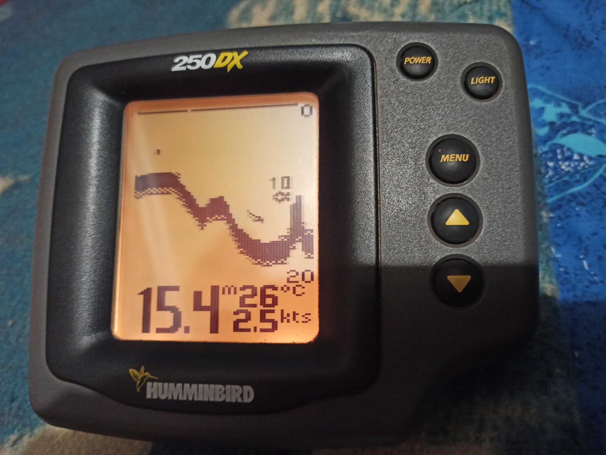 Эхолот 250DX HUMMINBIRD двух лучевой. б/у. только голова.