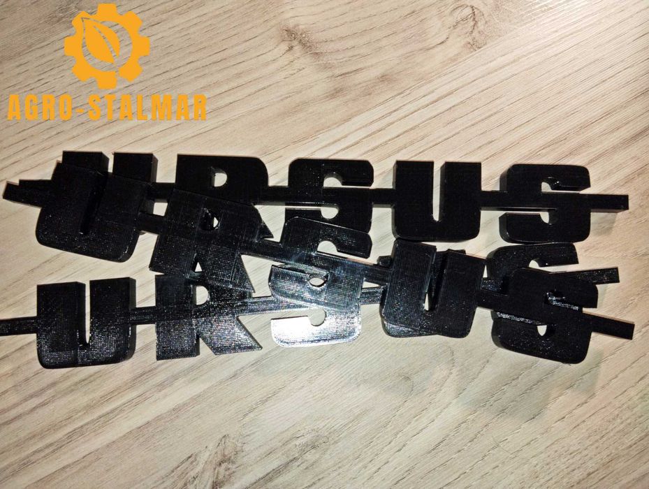 Napis emblemat logotyp Ursus 3D komplet 2szt