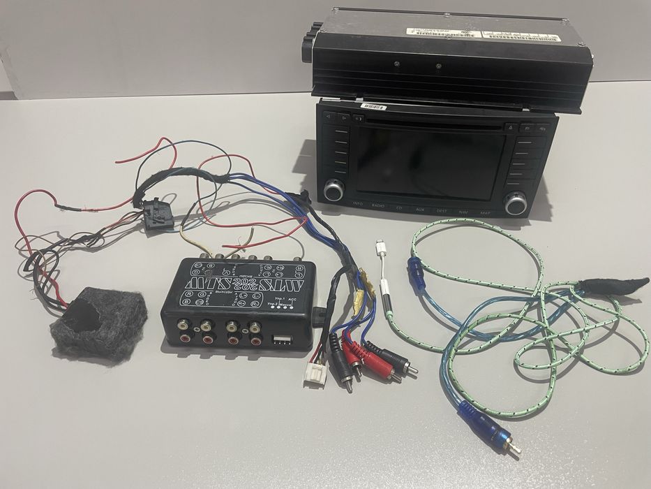 Vw Multivan 7h0035191j радио навигация магнитола