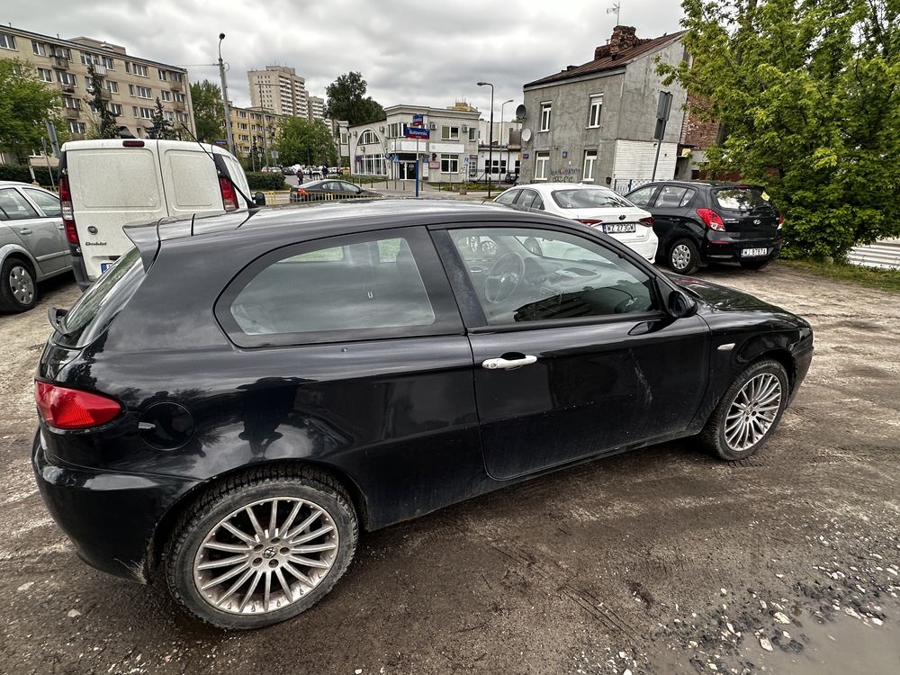 Alfa Romeo 147* 2007 polift * 1.6 benzyna