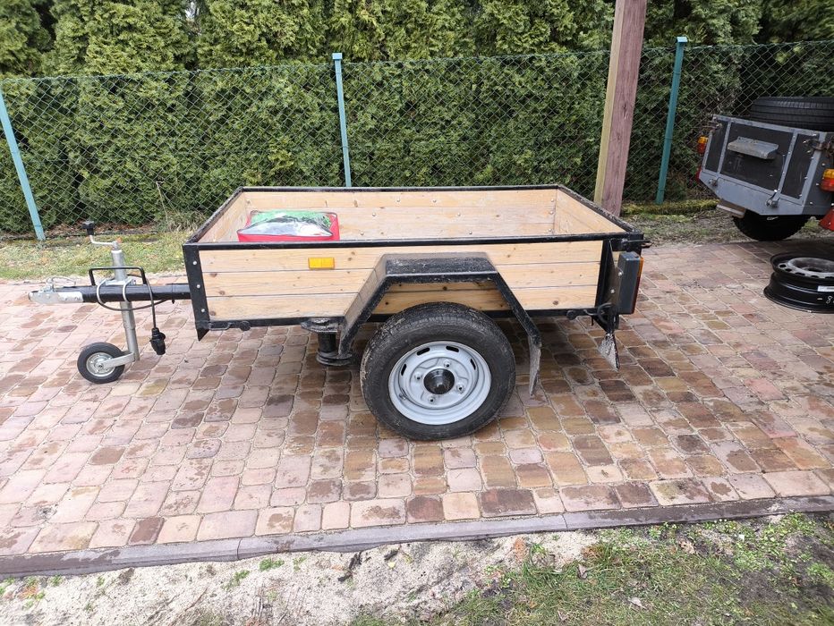Przyczepka samochodowa lekka dmc 500 kg , Zarejestrowana w PL, mocna