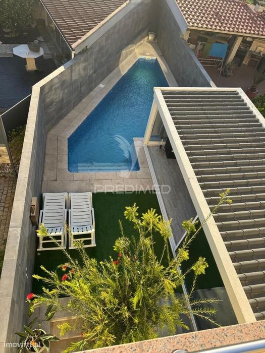 Moradia T3 com Piscina