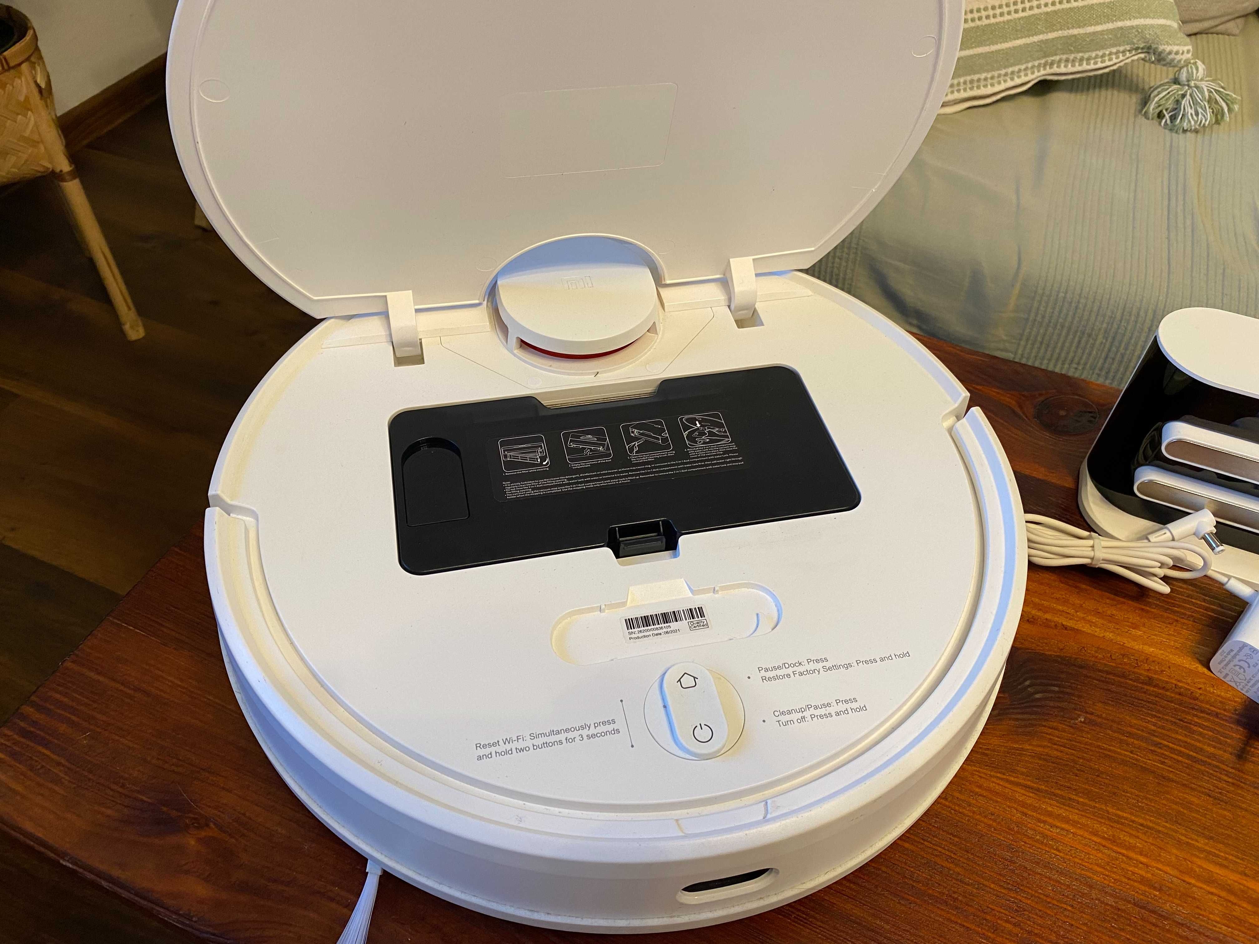 Robot sprzątający XIAOMI Mi Robot Vacuum Pro Biały