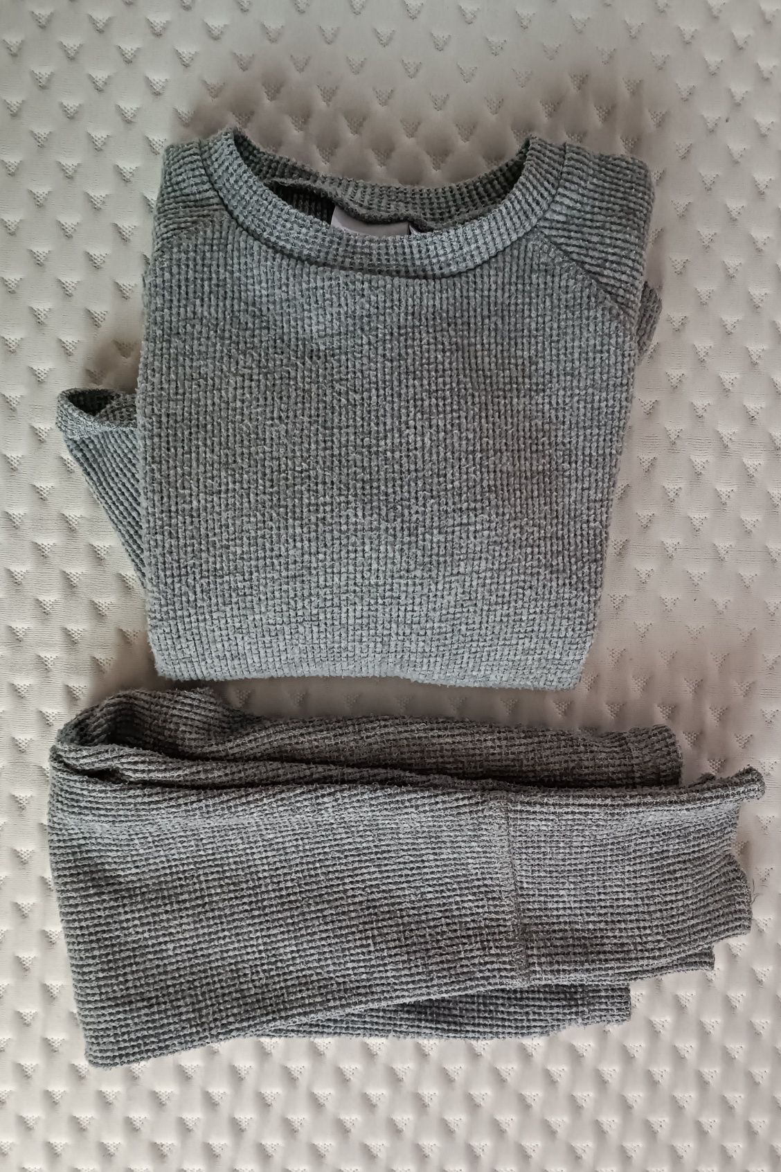 Komplet Zara 110 bluza legginsy