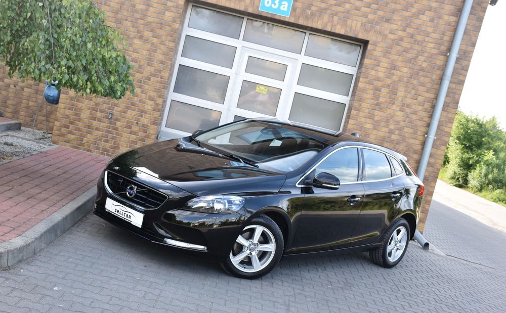 Volvo V40 Gwarancja* Udokumentowany przebieg* Blis* Radar* Nawigacja* Skóry* PDC