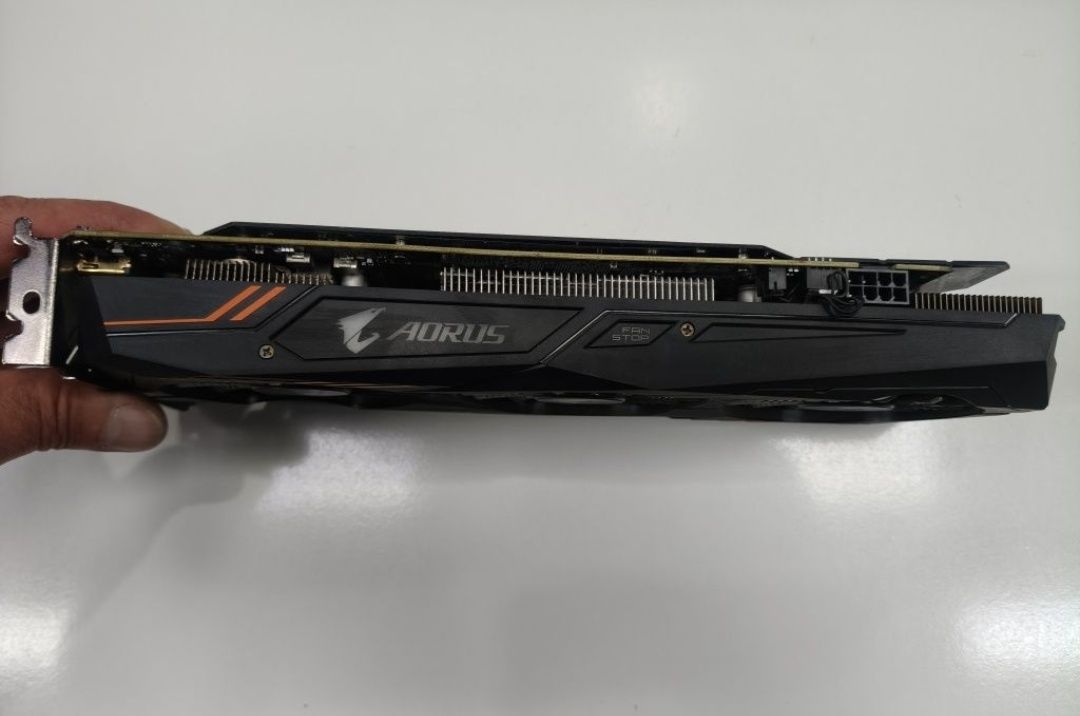 Відеокарта Gigabyte GTX1060 Aorus 6Gb