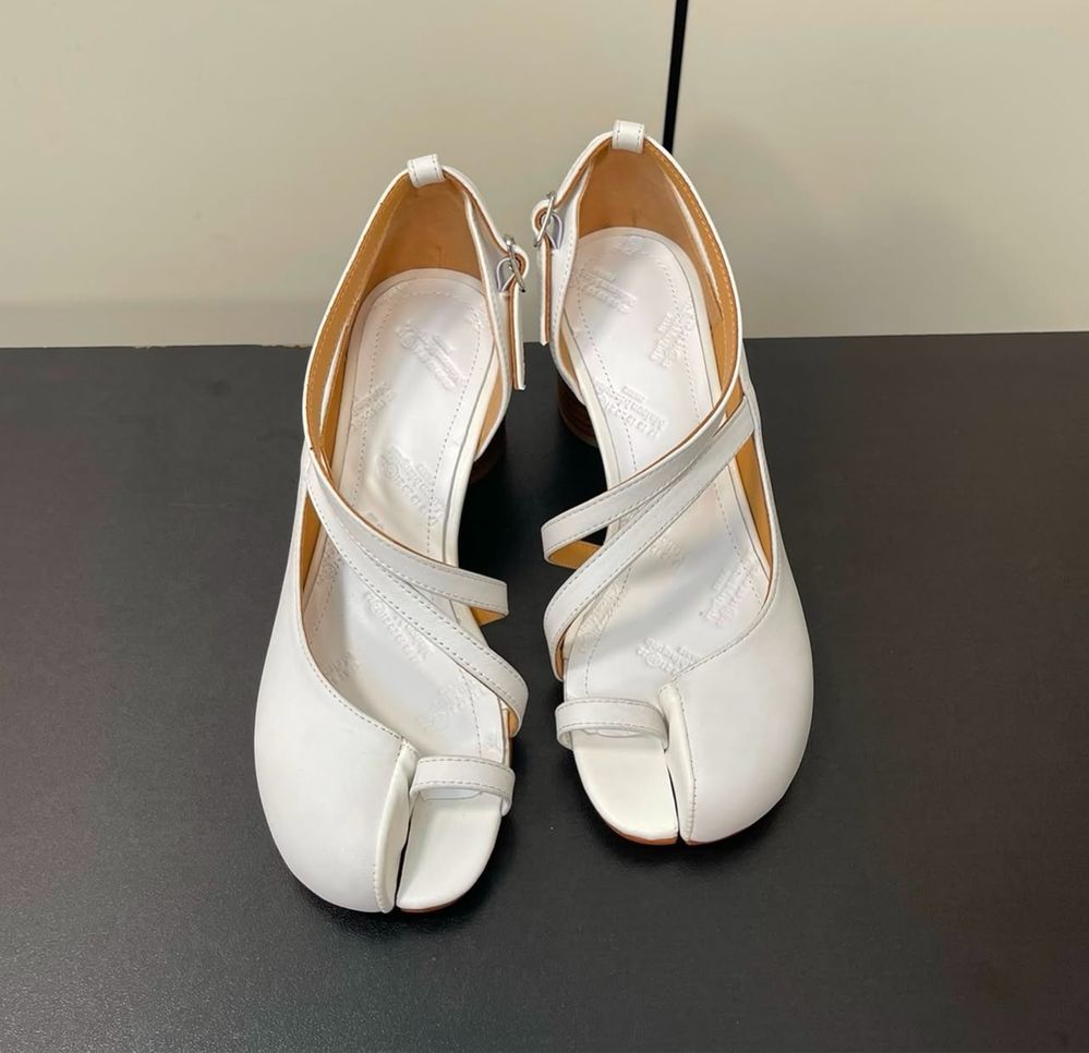 Туфли Maison Margiela таби, 35-41. Черные, белые, кожа.