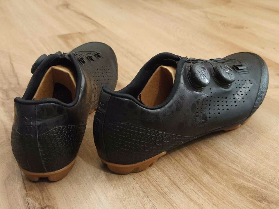 Sapatos de MTB Luck Galaxy Carbon