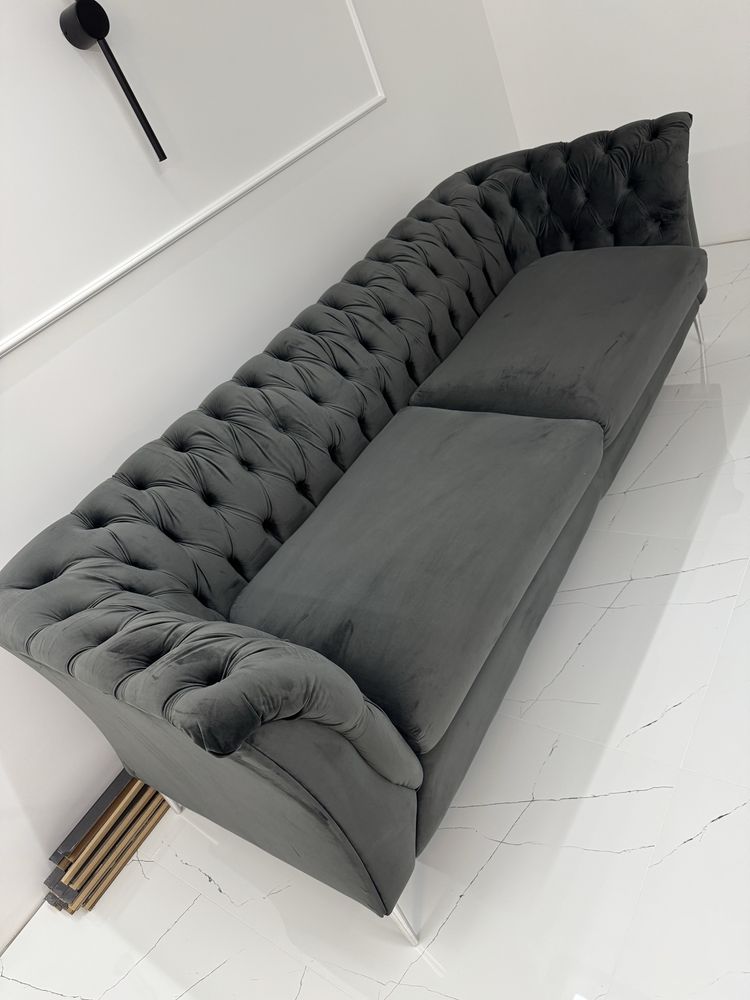 Sofa 2,5-osobowa Chesterfield Modern