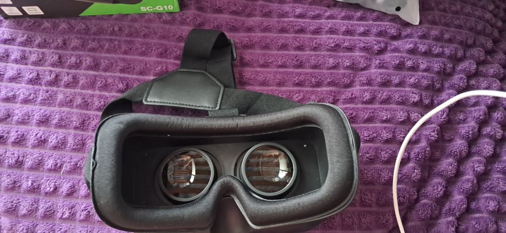 Продаються 3Д окуляри