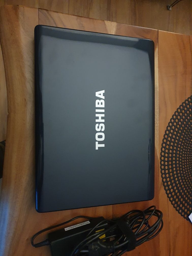 Toshiba Satelite L305-S