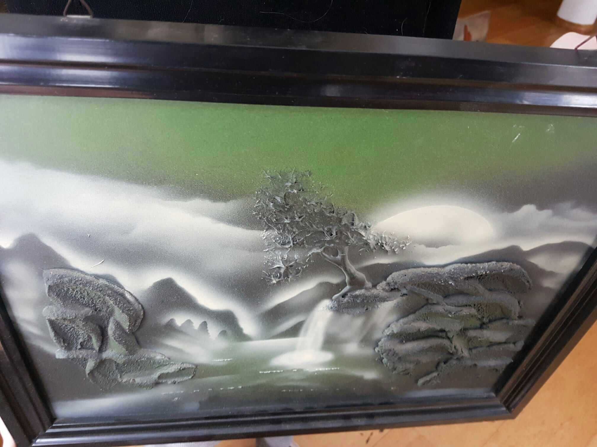 Obraz malowany PŁASKORZEŹBA "Baśniowy Wodospad" w zieleni 45x35cm
