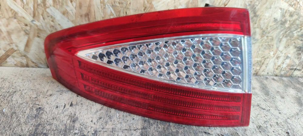 Ford Mondeo MK4 Lampa Lewa Tył Tylna Reflektor