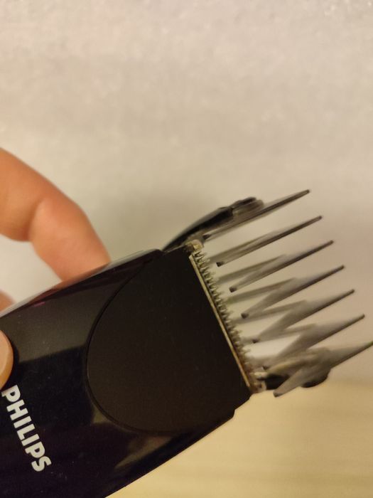 Машинка для стрижки волосся Philips QC5010