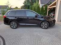 Mitsubishi Outlander Salon Polska 7 osobowy , serwisowany w Mitsubishi , Bezwypadkowy