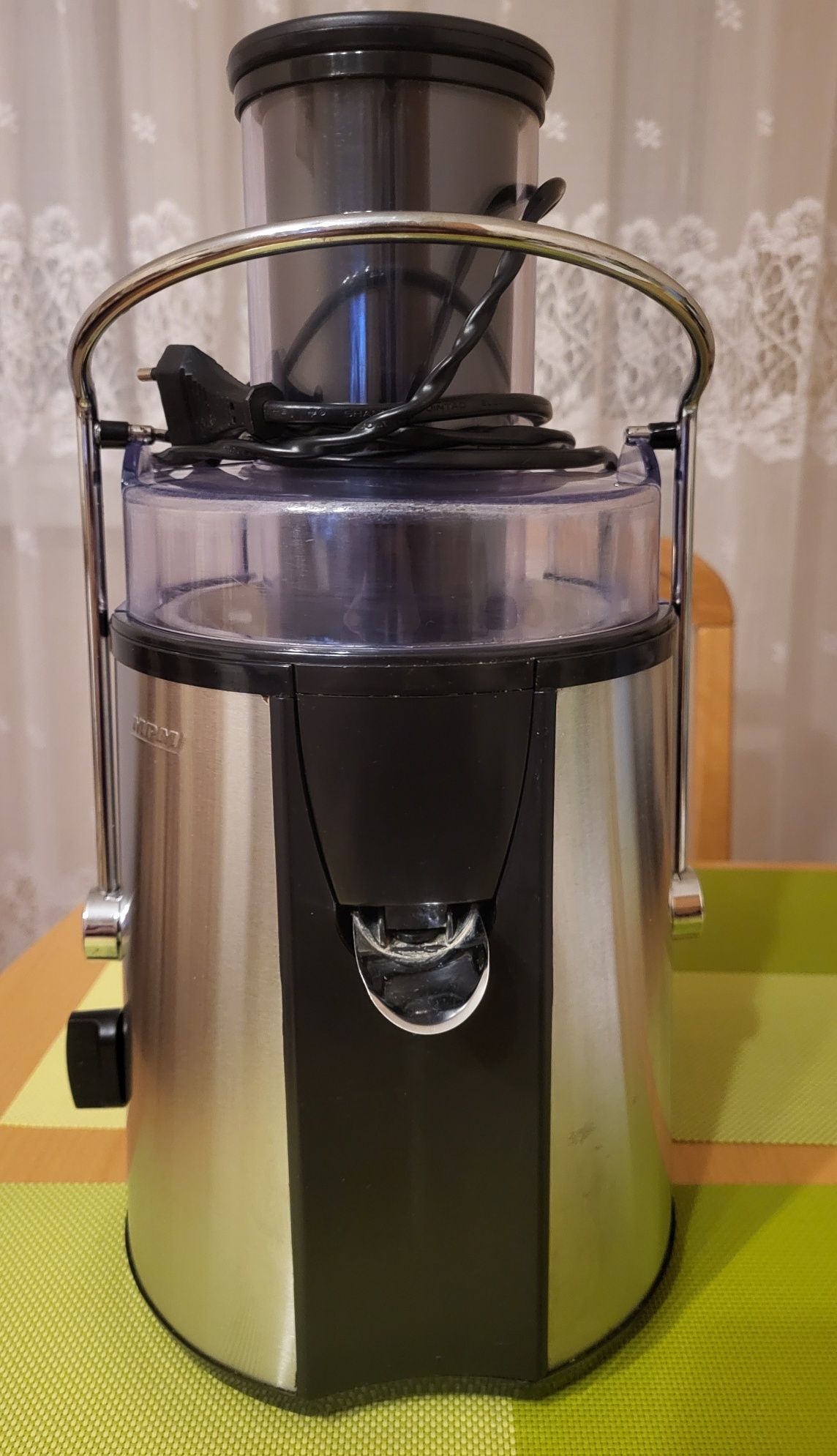 MPM sokowirówka 700W