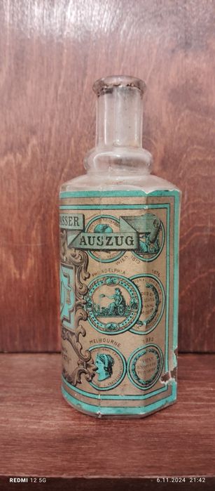 Stara,orginalna,zabytkowa buteleczka po Wodzie Kolońskiej