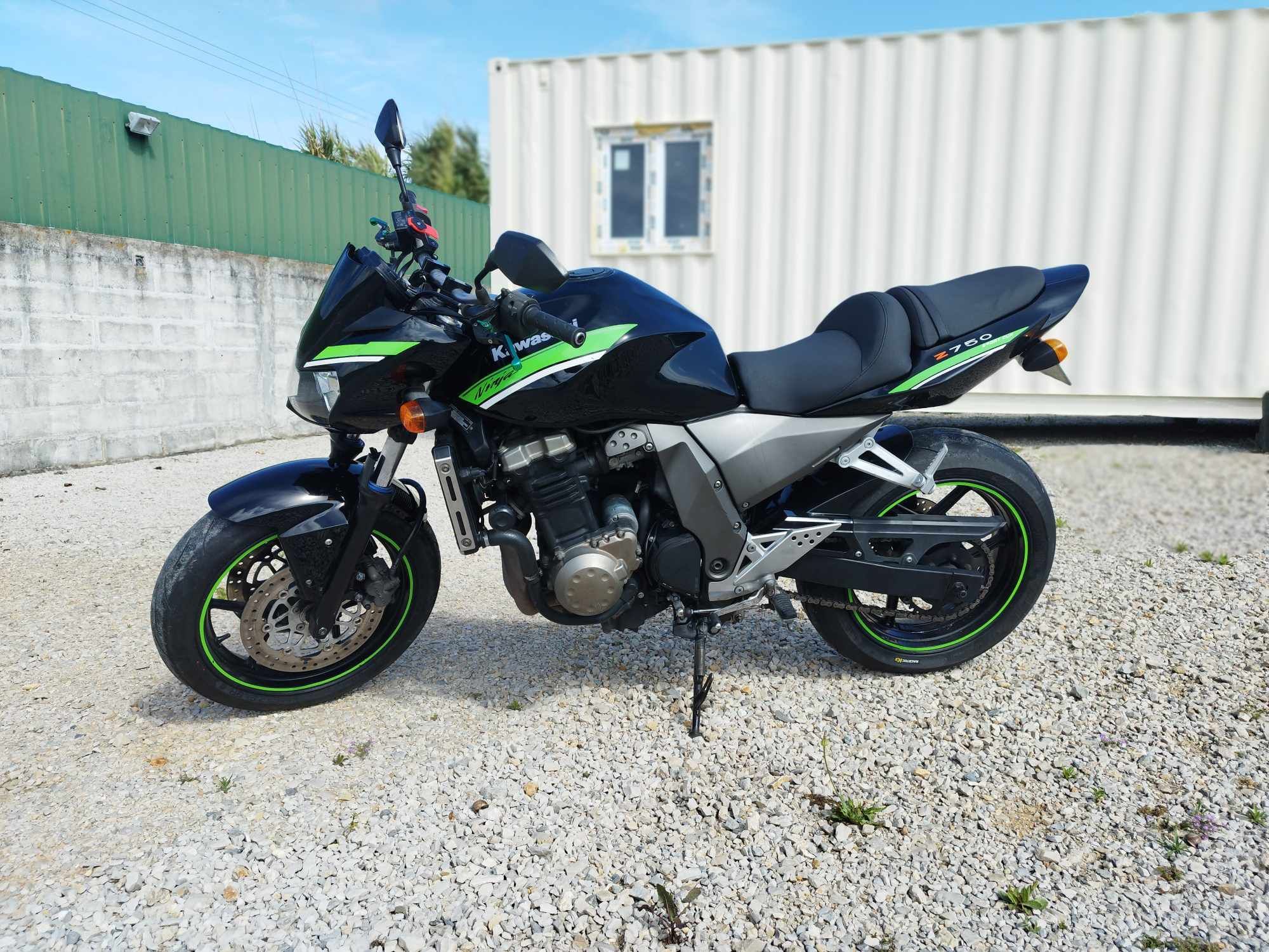 Kawasaki Ninja Z750 r