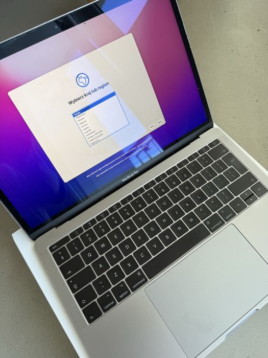 Macbook 13 pro stan dobry