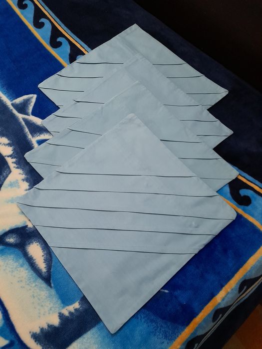 4 Capas de almofadas azuis - NOVO