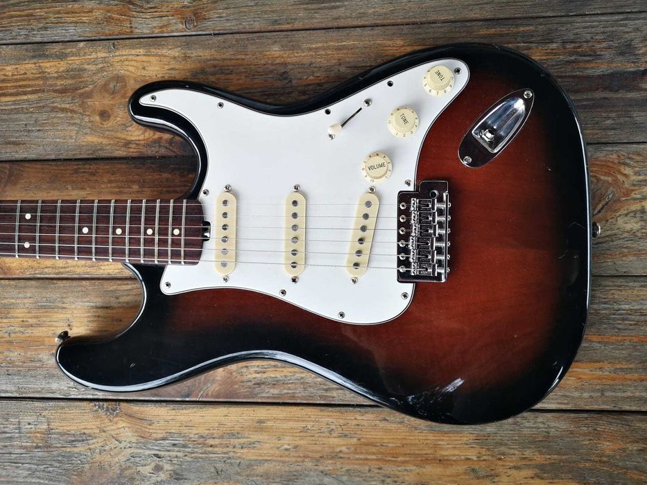 Melody Stratocaster (anos 70)