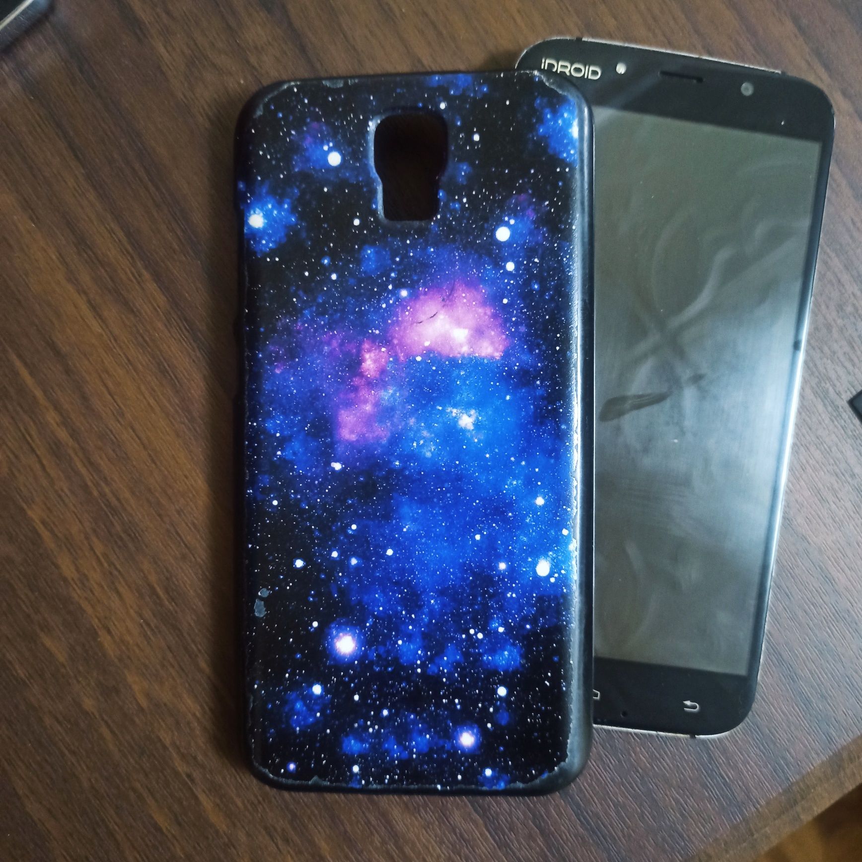 Смартфон S-Tell M555