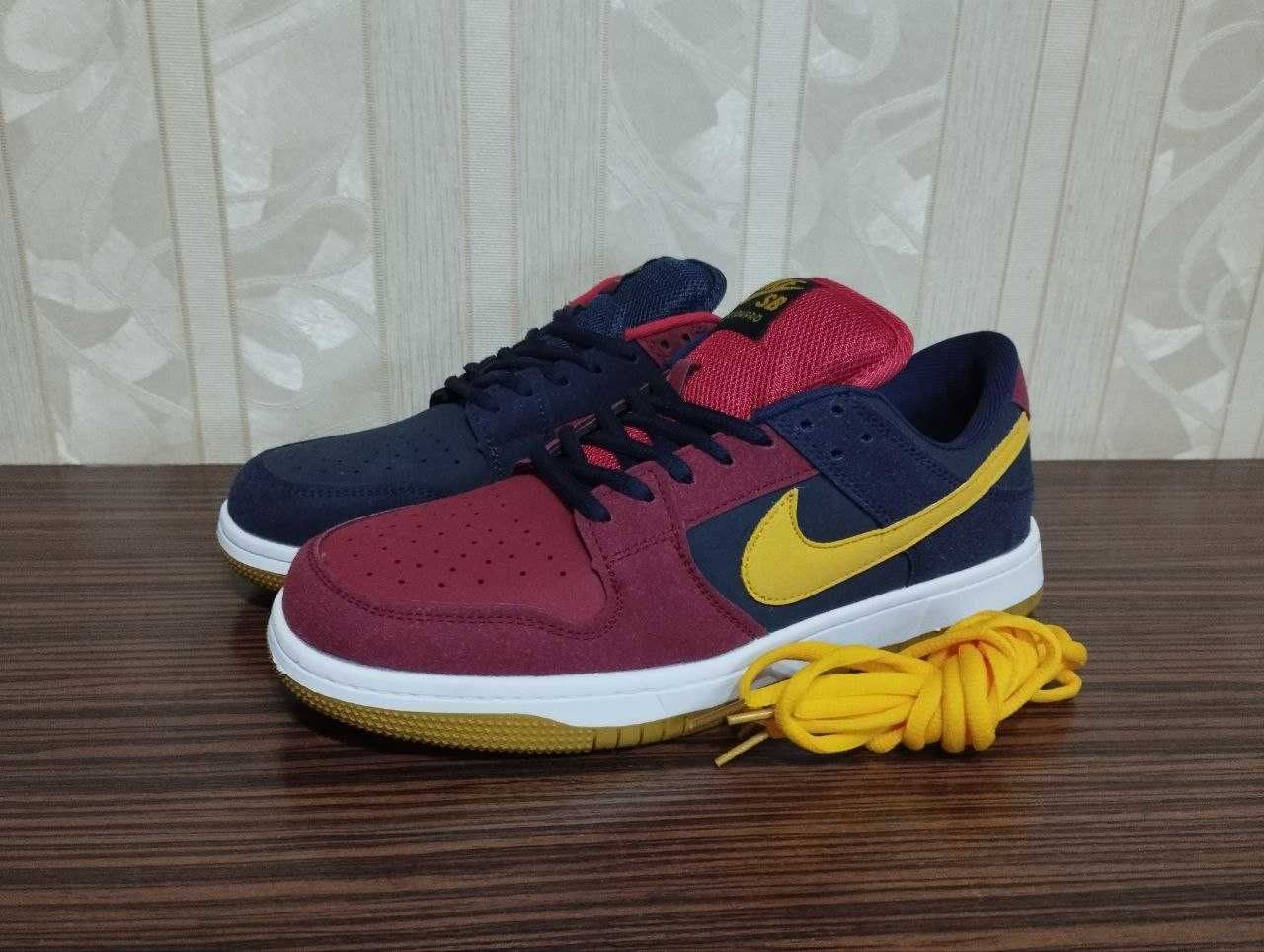 Шкарпетки + кросівки Nike Dunk Low SB Barcelona