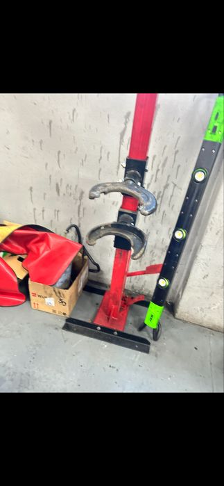 Vendo recheio de oficina completo  (Nao vendo nada separado)