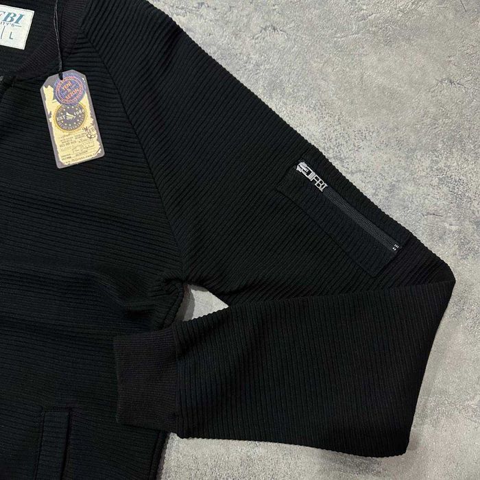 Чоловічий чорний бомбер FBI